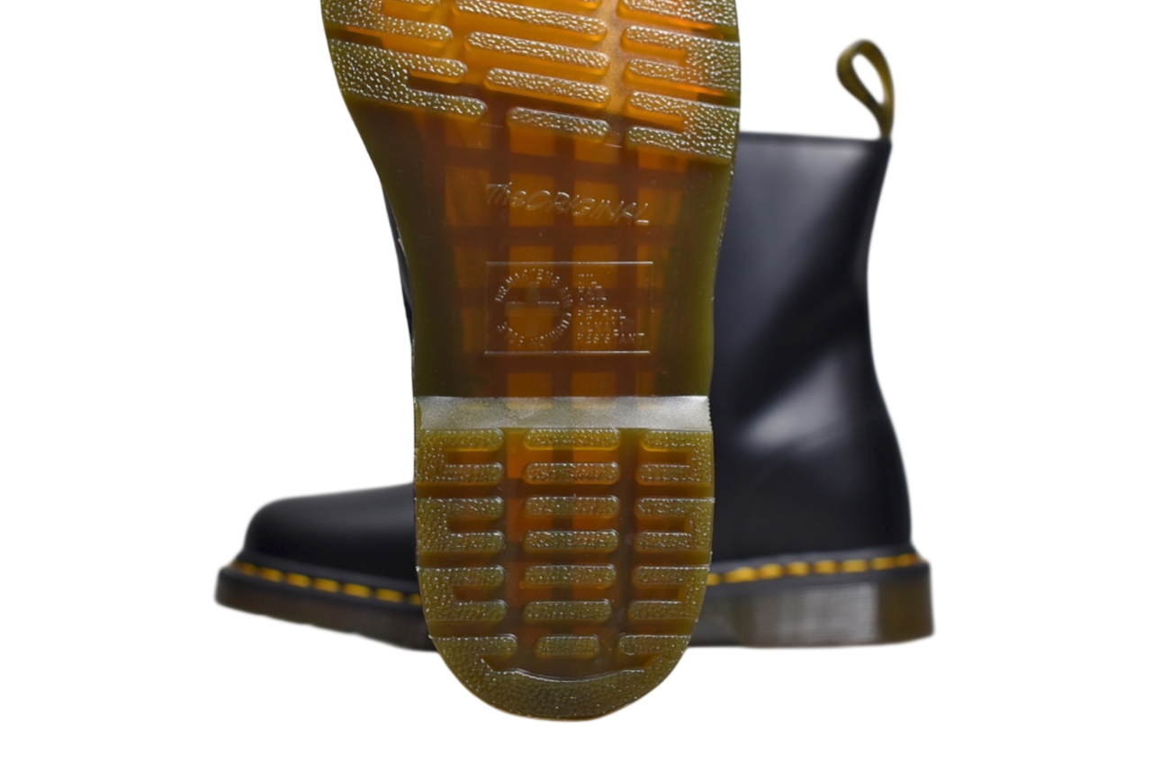 Dr. Marteens bota de 8 ojales clasica