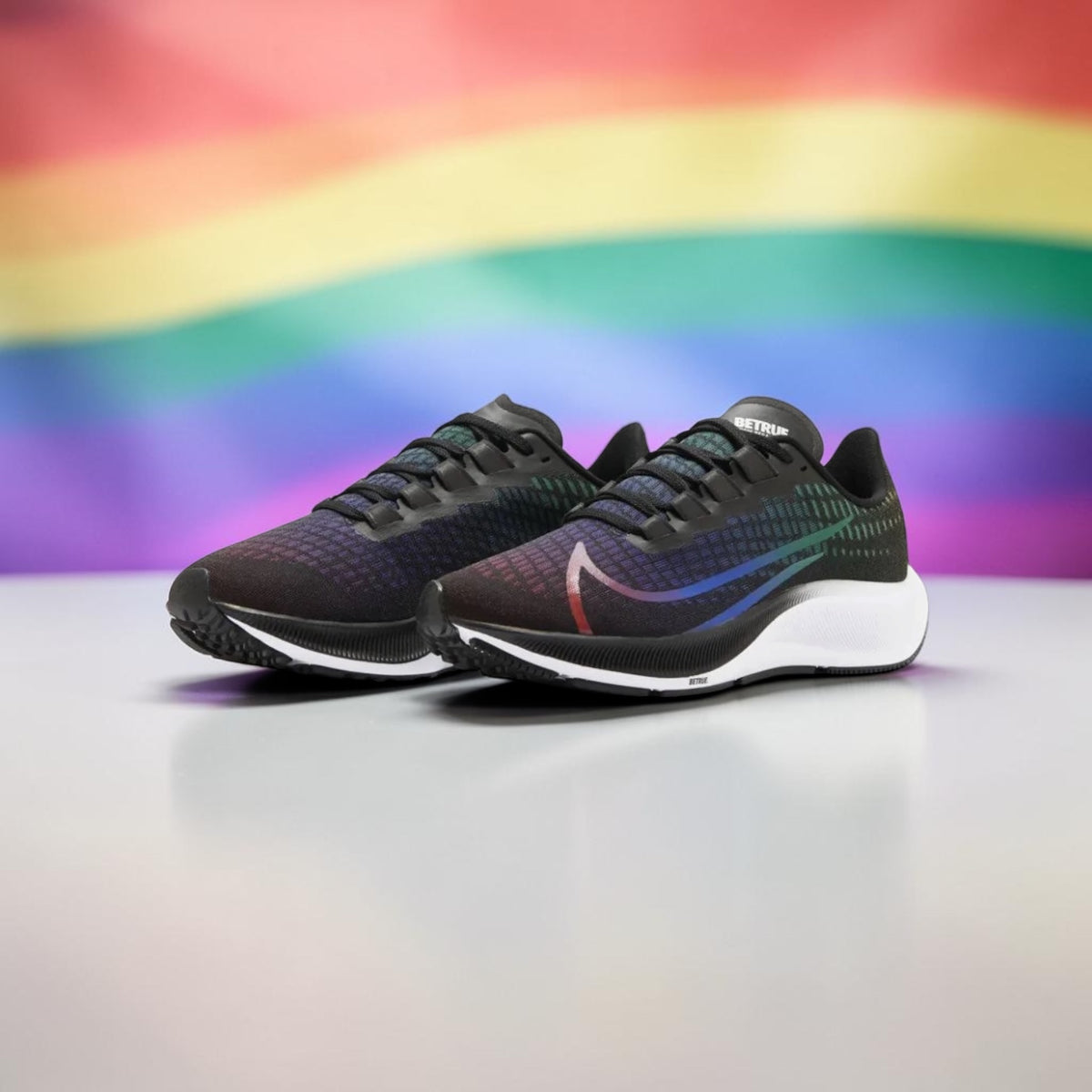 Tenis Nike Pegasus 37 Pride Be True