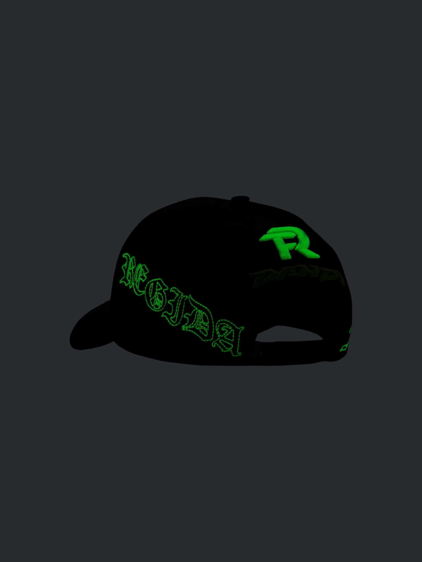 GORRA DANDY HANTS X FUERZA REGIDA // PERO NO TE ENAMORES P.N.T.E (GLOW IN THE DARK)