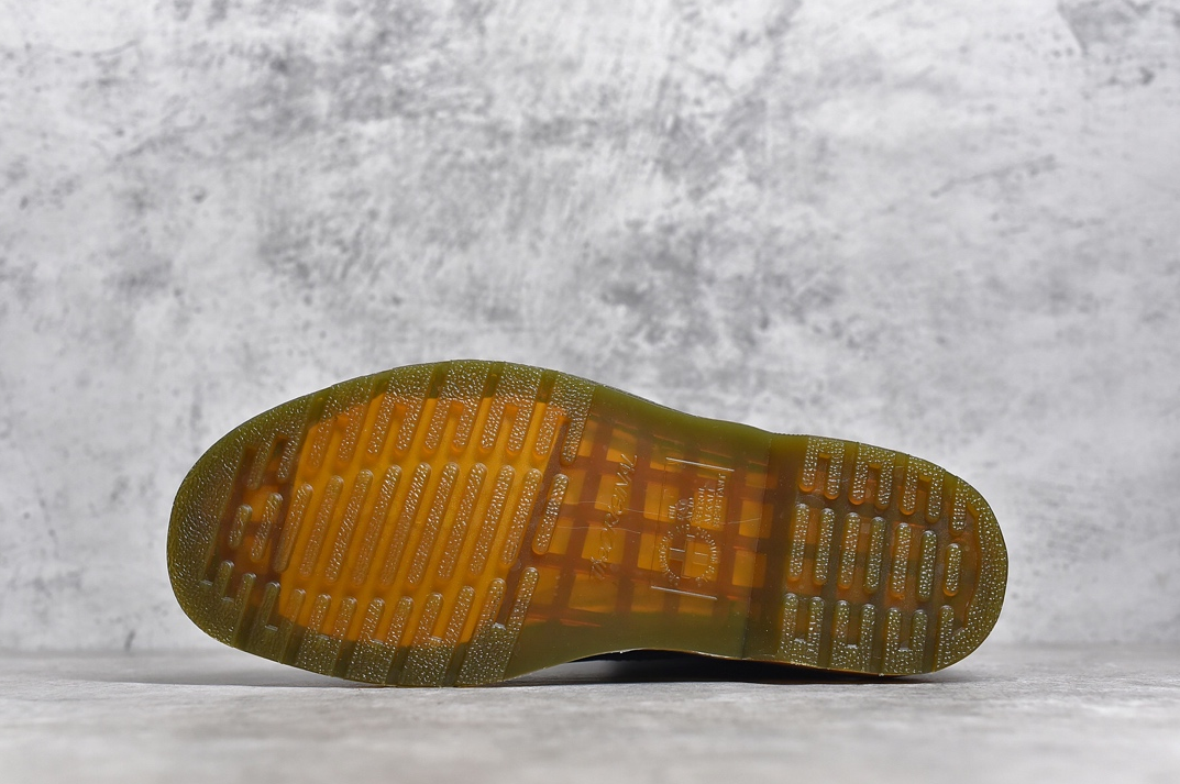 Dr. Marteens bota de 8 ojales clasica