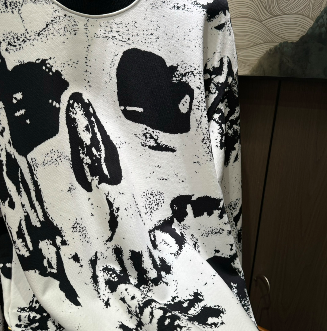 Sudadera Alexander Mc Queen patron calavera para hombre