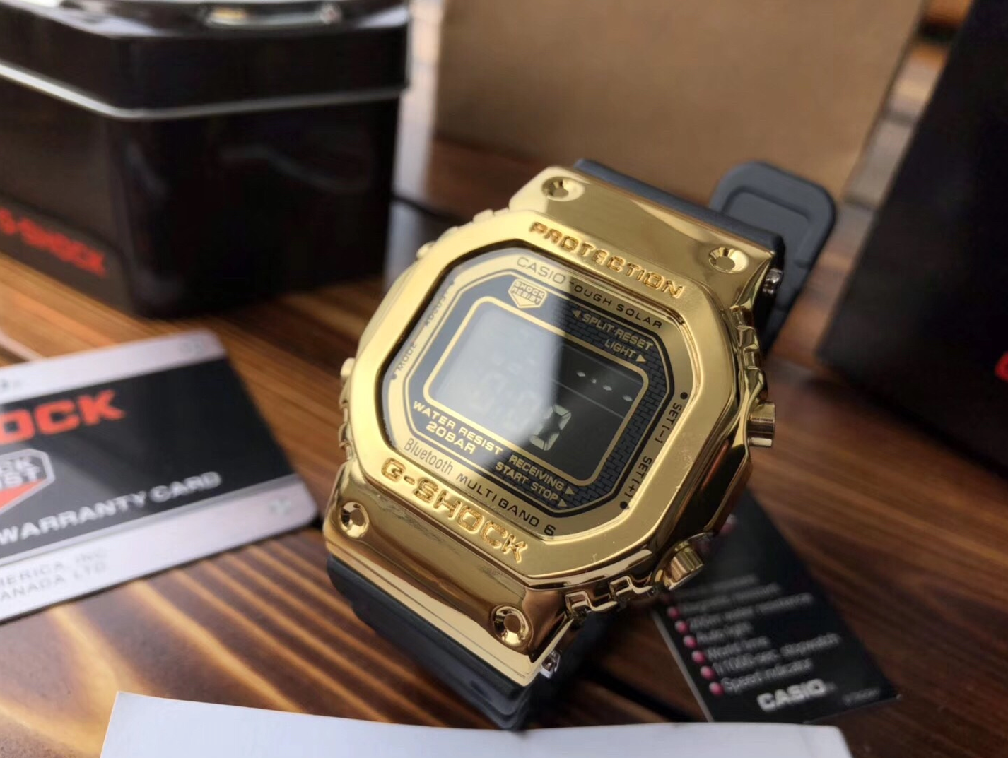 Casio G-SHOCK GWB-5000 gold "limited edition"