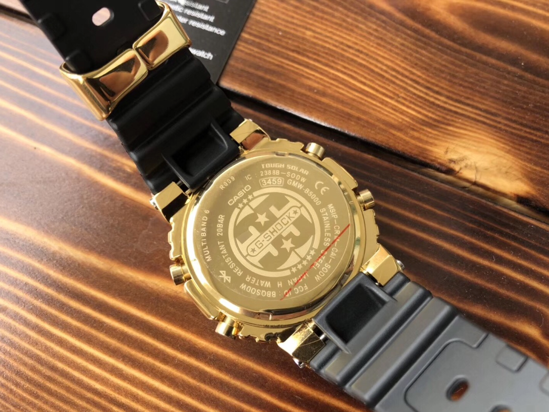 Casio G-SHOCK GWB-5000 gold "limited edition"