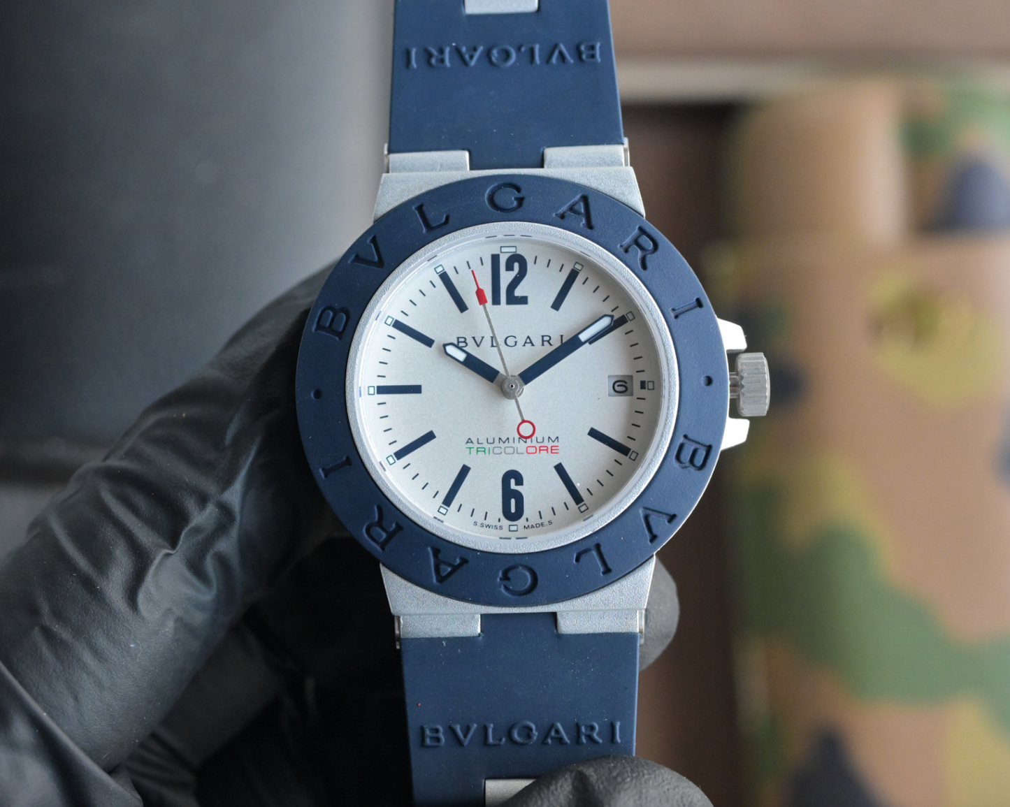 Reloj para caballero Bvlgari movimiento mecanico con caja de acero