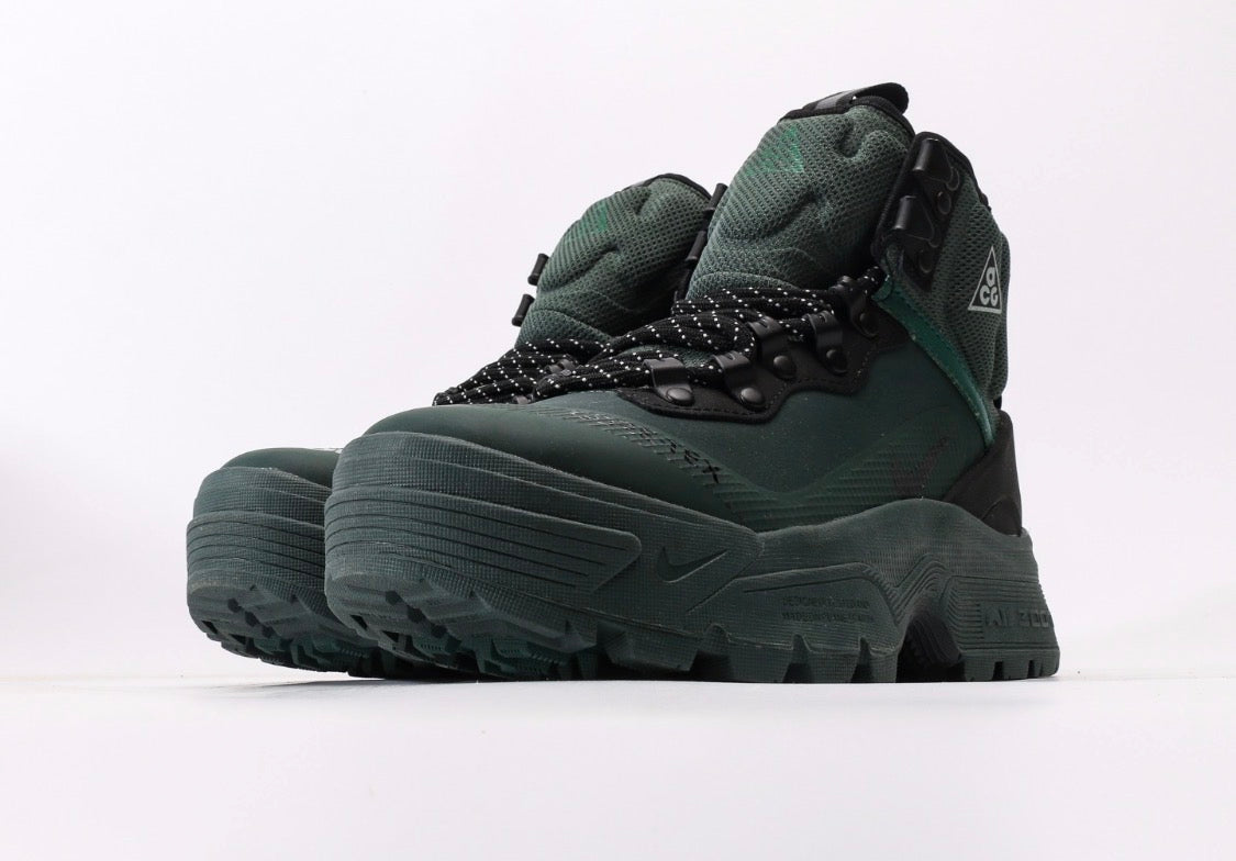 Nike ACG Zoom Galadome Gore-Tex
