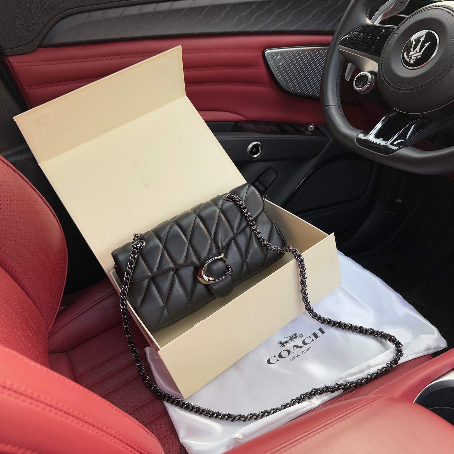 Coach crossbody Tabby