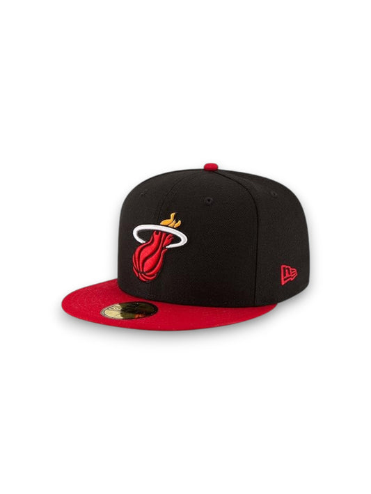 Gorra ajustada con logo Rojo y negro 59FIFTY de New Era de los Miami Heat