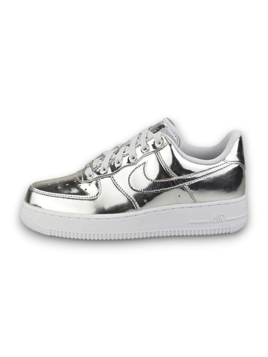 Tenis Nike Air Force 1 SP