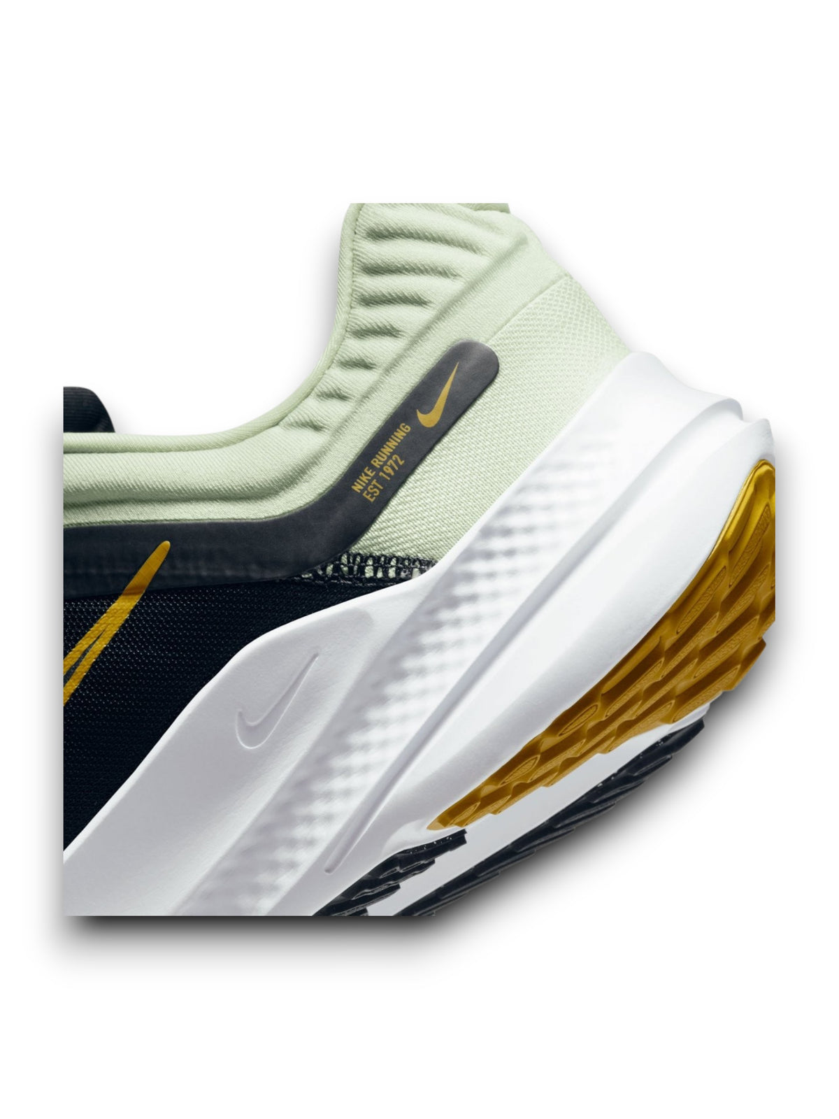 Tenis Nike Quest 5