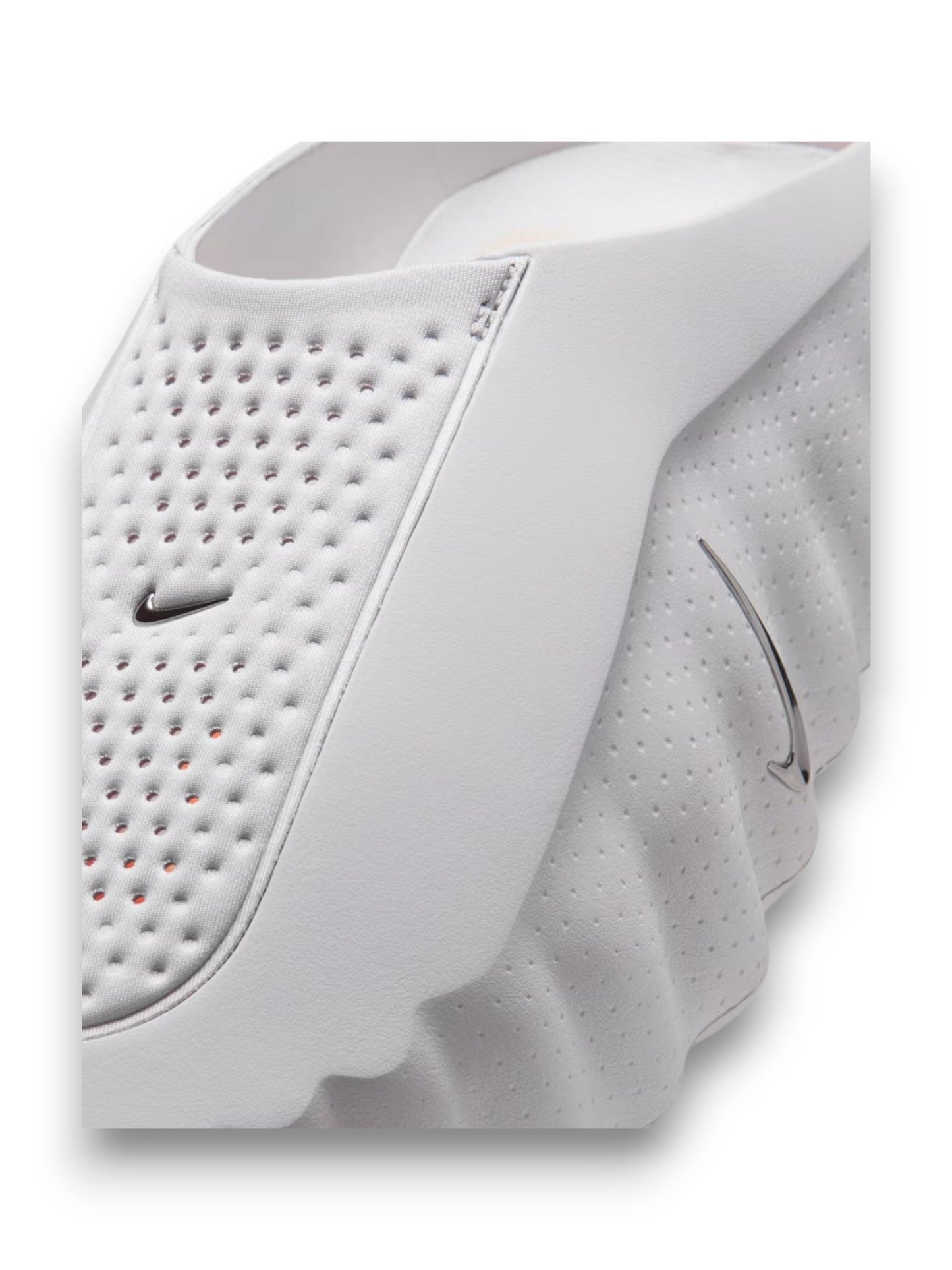 Nike Mind 001 Pregame Mules Grises