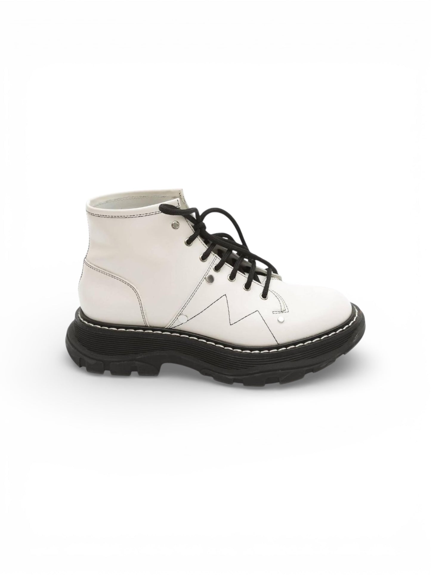 Alexander McQueen bota para dama