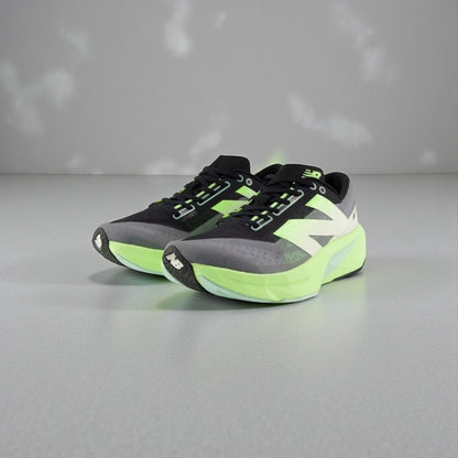 New Balance Rebel V4 Black lime