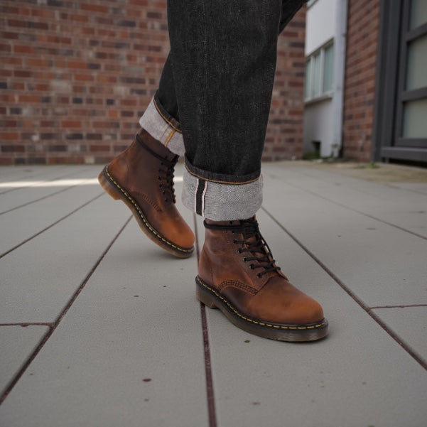 Dr. Marteens bota clasica 1460 cafe unisex