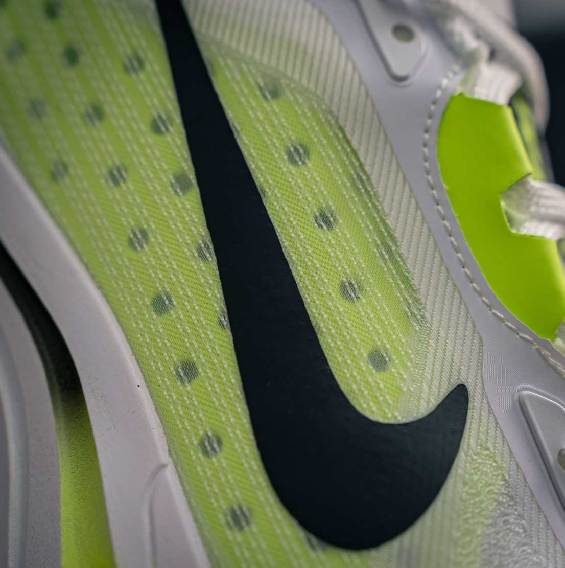 Nike Pegasus plus 2 white